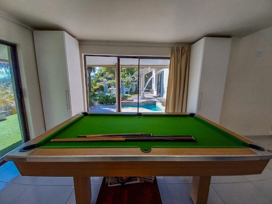 5 Bedroom Property for Sale in Meerhof North West